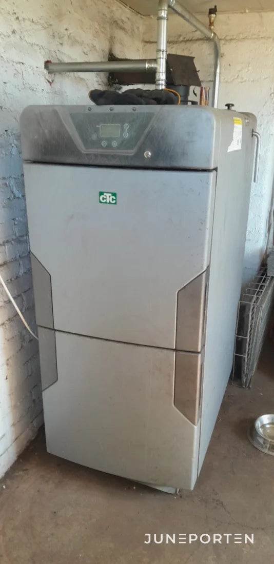 CTC V40 Vedpanna med komplett system