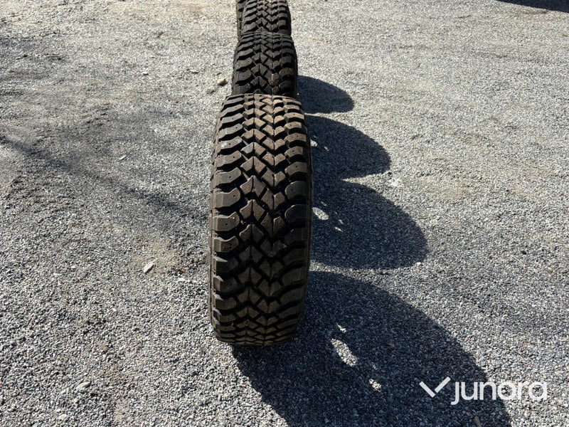 Däck och fälg Hankook Dynapro MT till Pickup