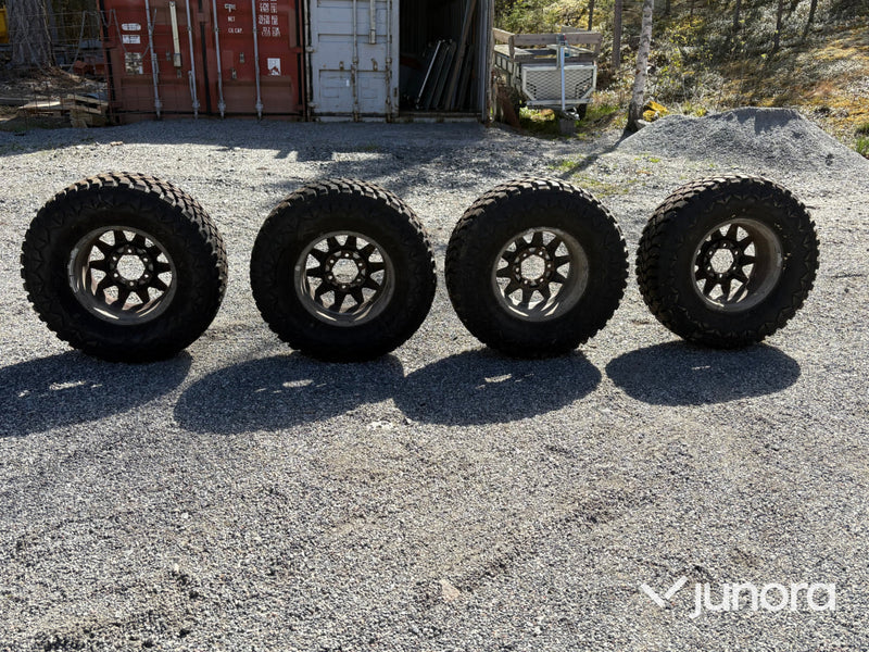 Däck och fälg Hankook Dynapro MT till Pickup
