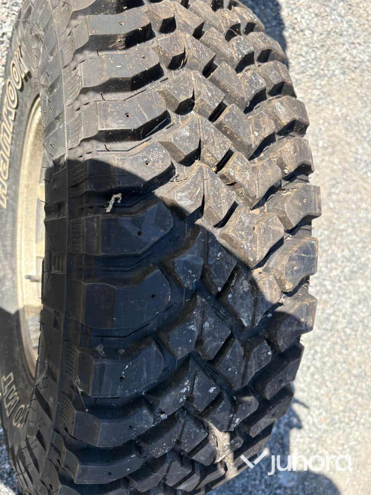 Däck och fälg Hankook Dynapro MT till Pickup