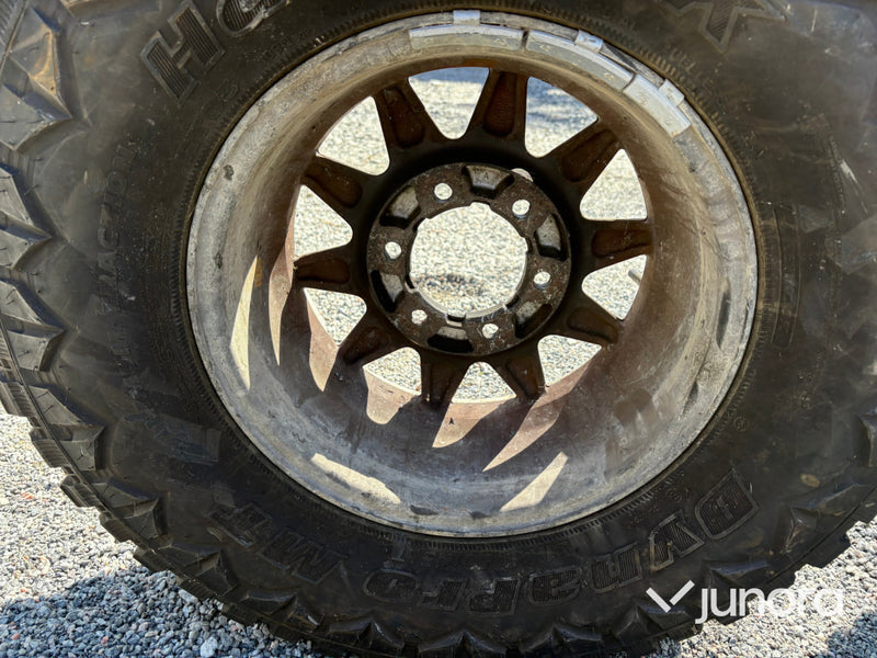 Däck och fälg Hankook Dynapro MT till Pickup