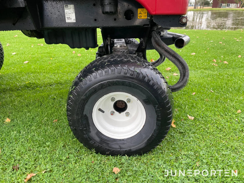 Åkgräsklippare Toro 3400D med hytt