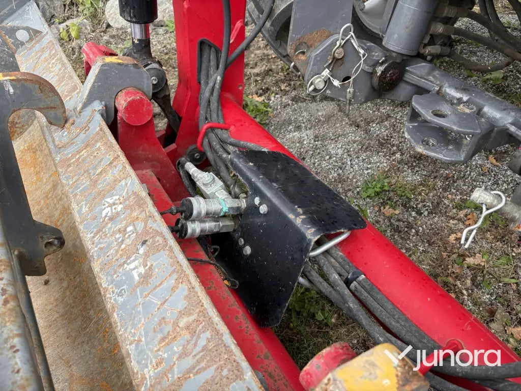 Traktor Massey Ferguson MF 4707