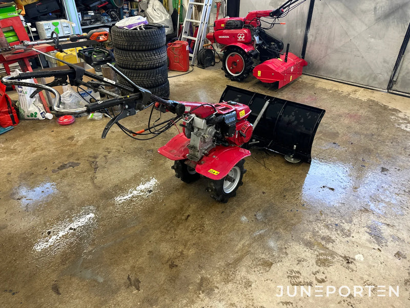 2 hjulstraktor Honda F560 Snöplog