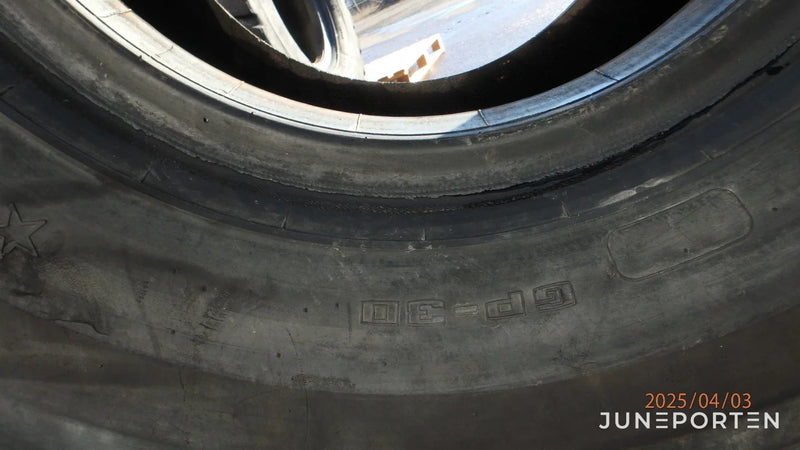 2st Begagnade Lastmaskinsdäck GoodYear GP3D 600/65R25*L3
