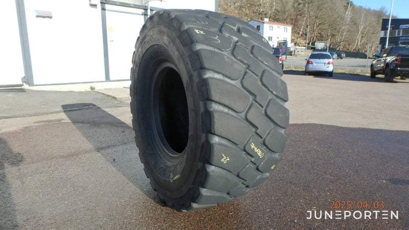 2st Begagnade Lastmaskinsdäck GoodYear GP3D 600/65R25*L3