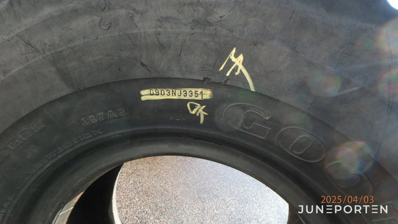 2st Begagnade Lastmaskinsdäck GoodYear GP3D 600/65R25*L3