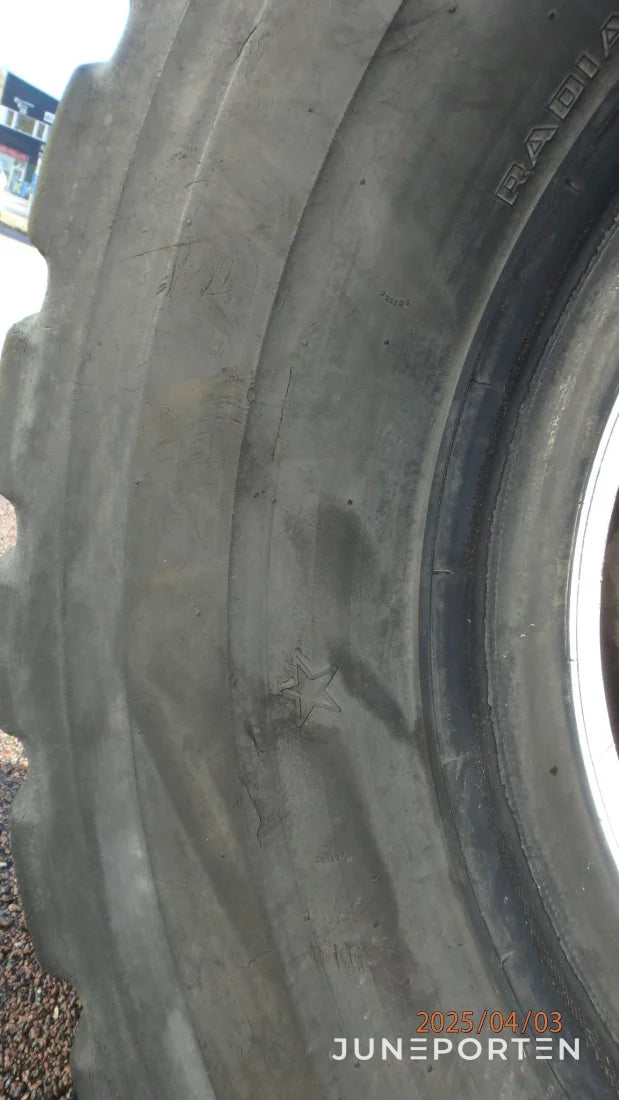 2st Begagnade Lastmaskinsdäck GoodYear GP3D 600/65R25*L3