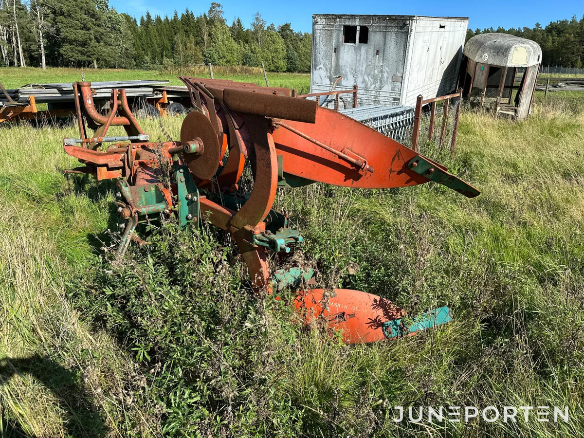3-skärig växelplog Kverneland