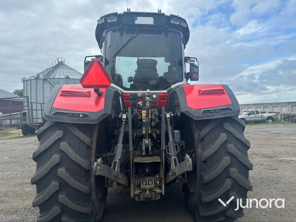 Traktor med fronlyft - Massey Ferguson, MF8S.265