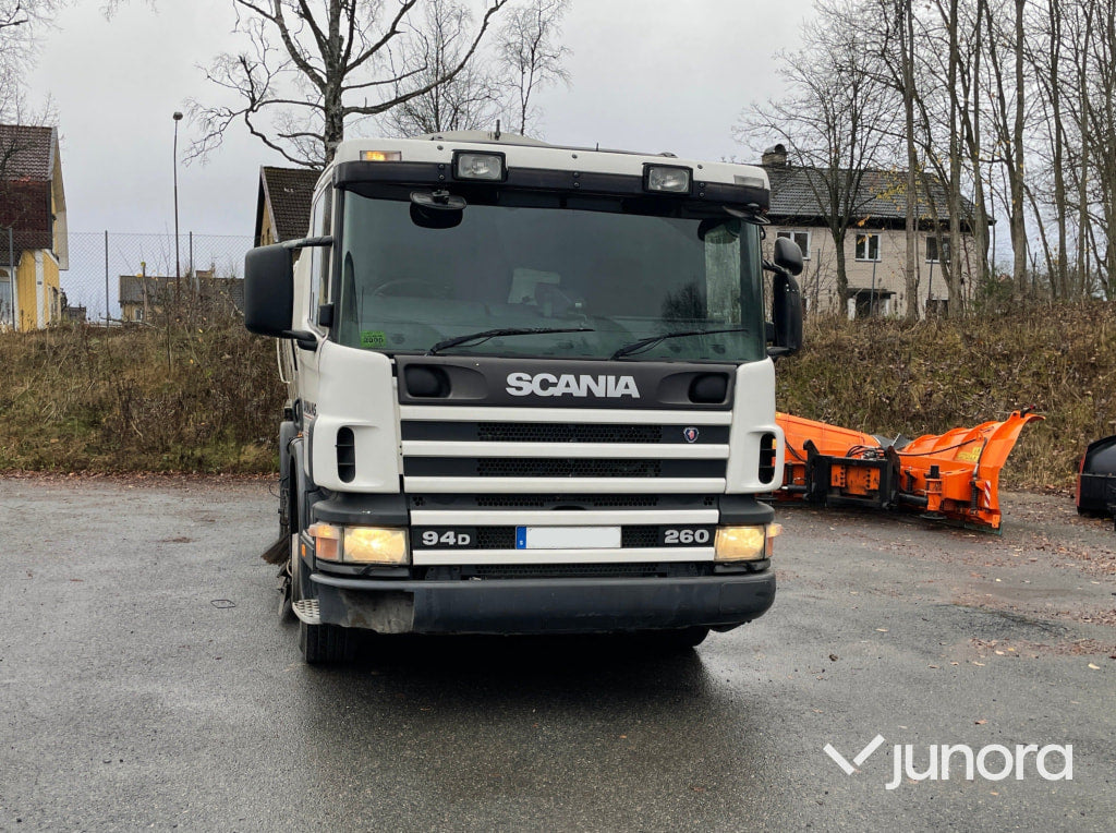 Sop och Uppsamlarbil Scania 94D / 260