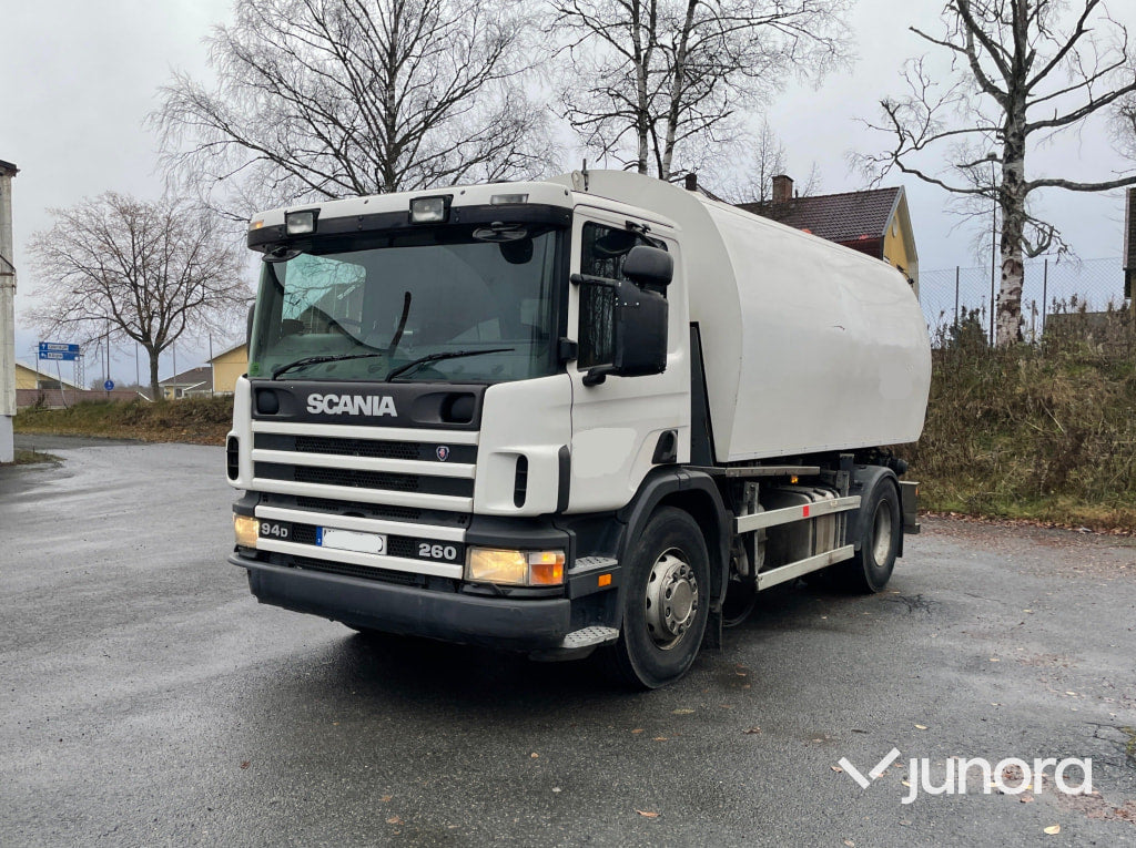 Sop och Uppsamlarbil Scania 94D / 260