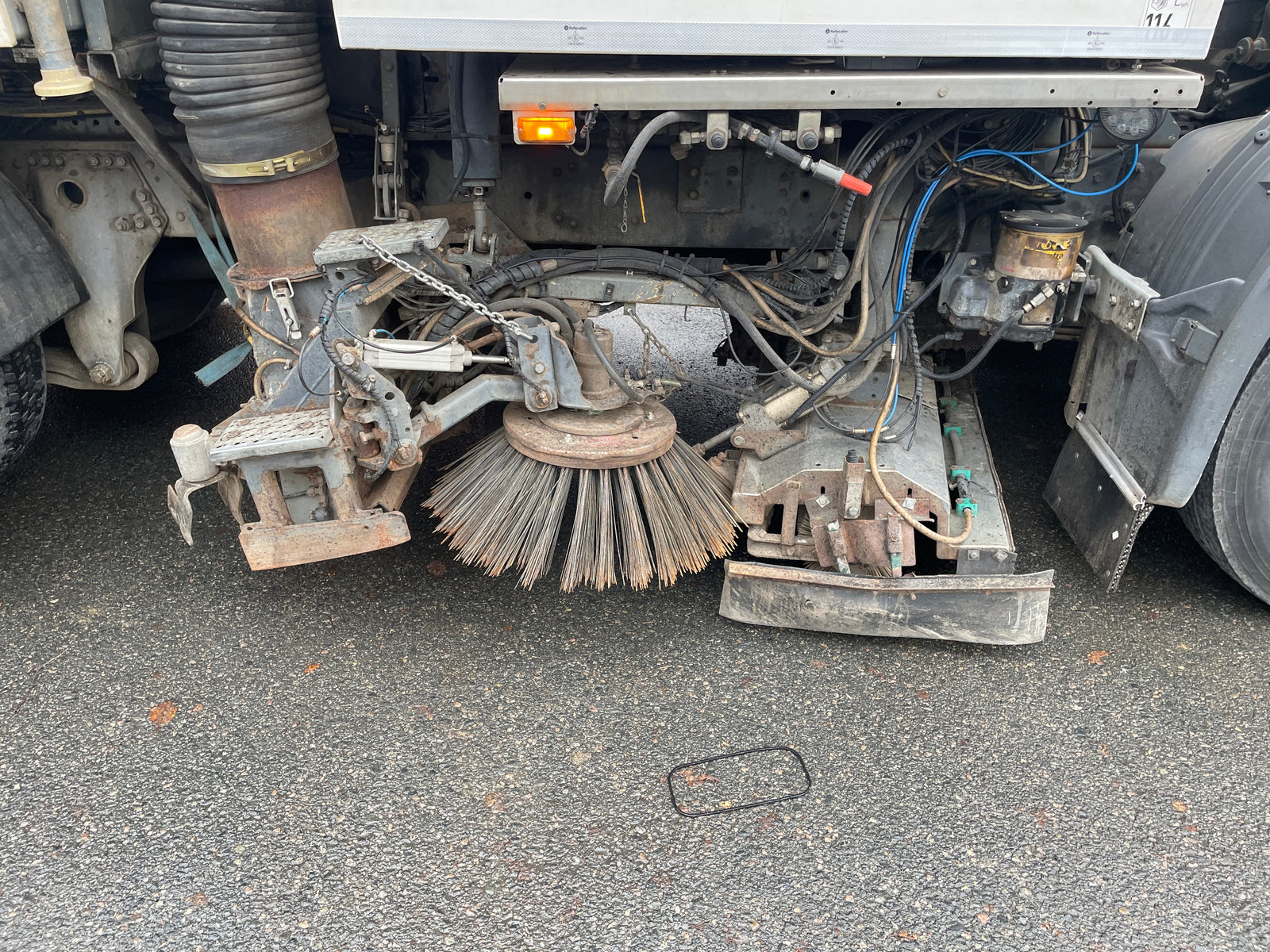 Sop och Uppsamlarbil Scania 94D / 260