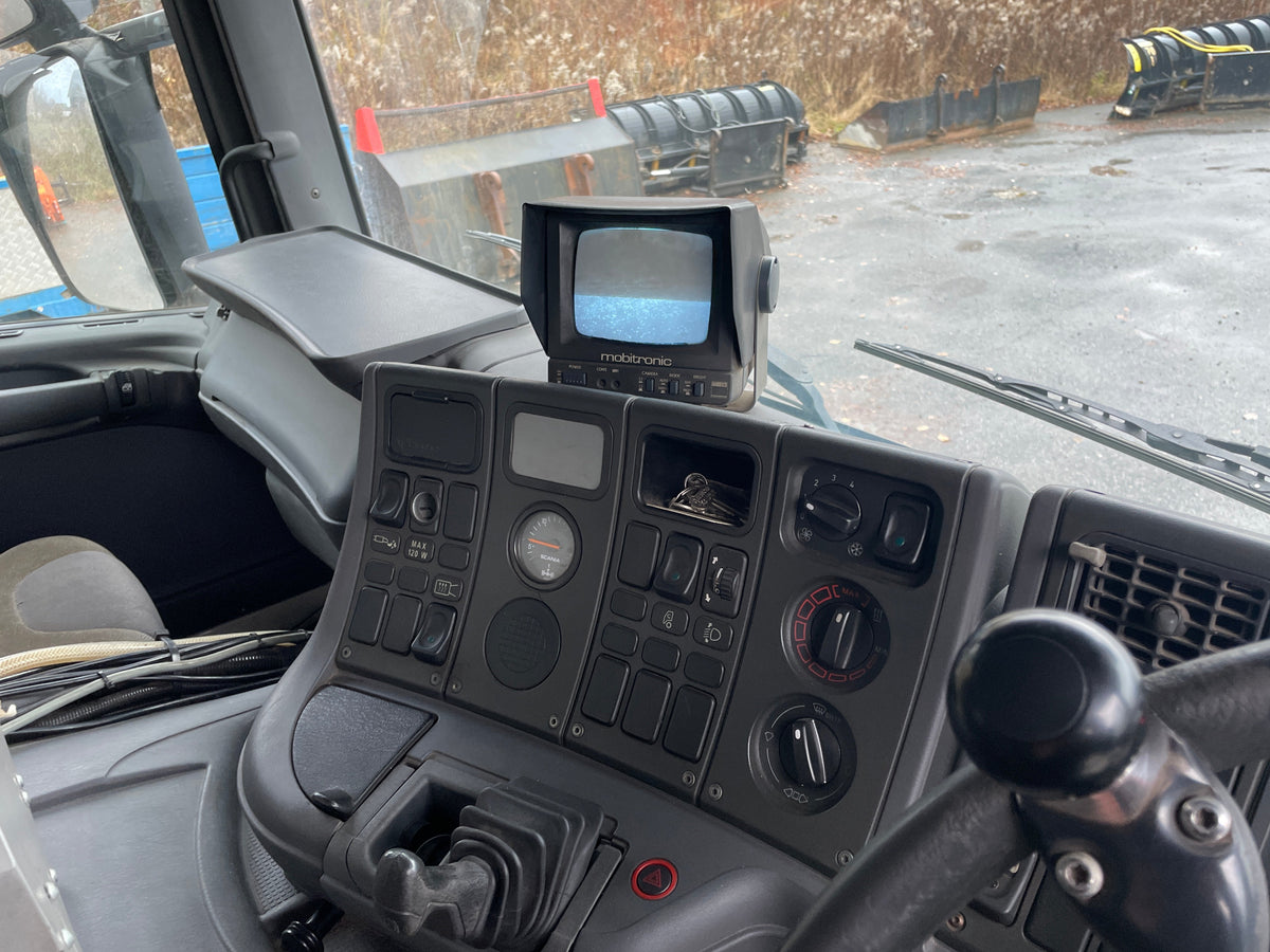 Sop och Uppsamlarbil Scania 94D / 260