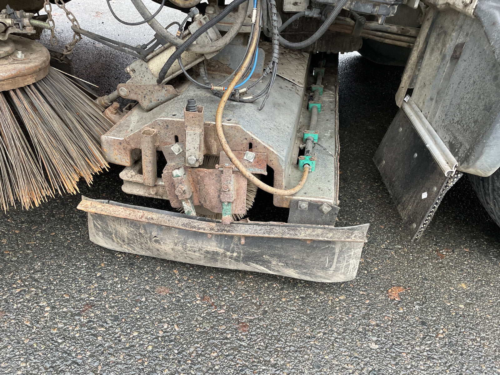 Sop och Uppsamlarbil Scania 94D / 260