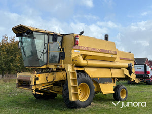 Skördetröska New Holland TX32 17 fot