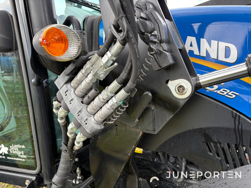 New Holland TD5.85 4WD