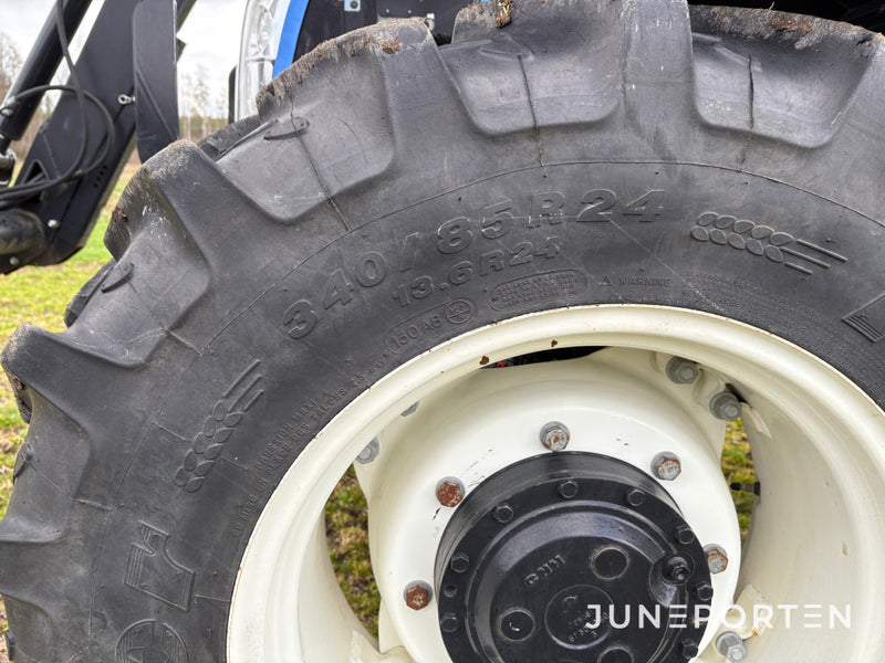 New Holland TD5.85 4WD