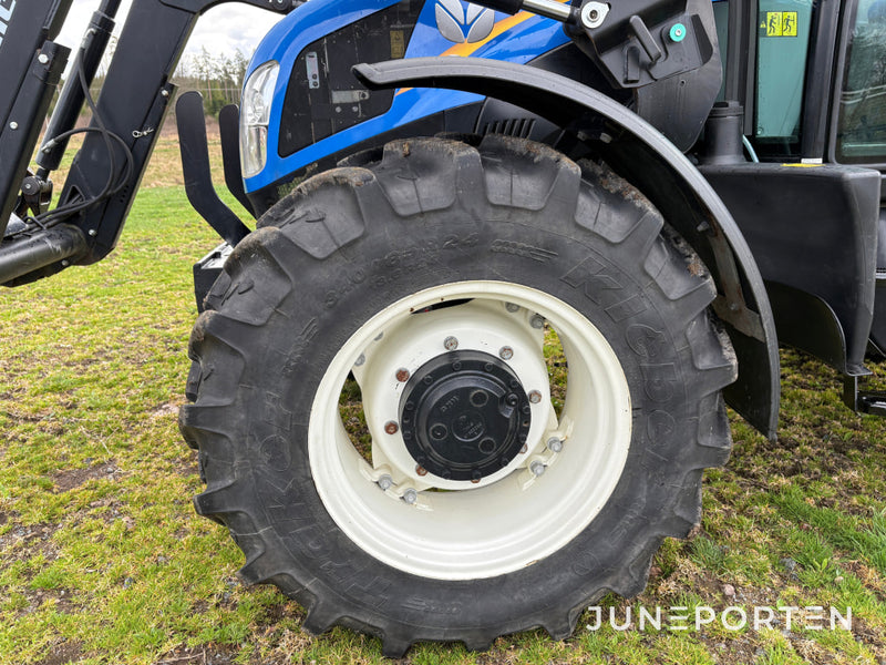 New Holland TD5.85 4WD