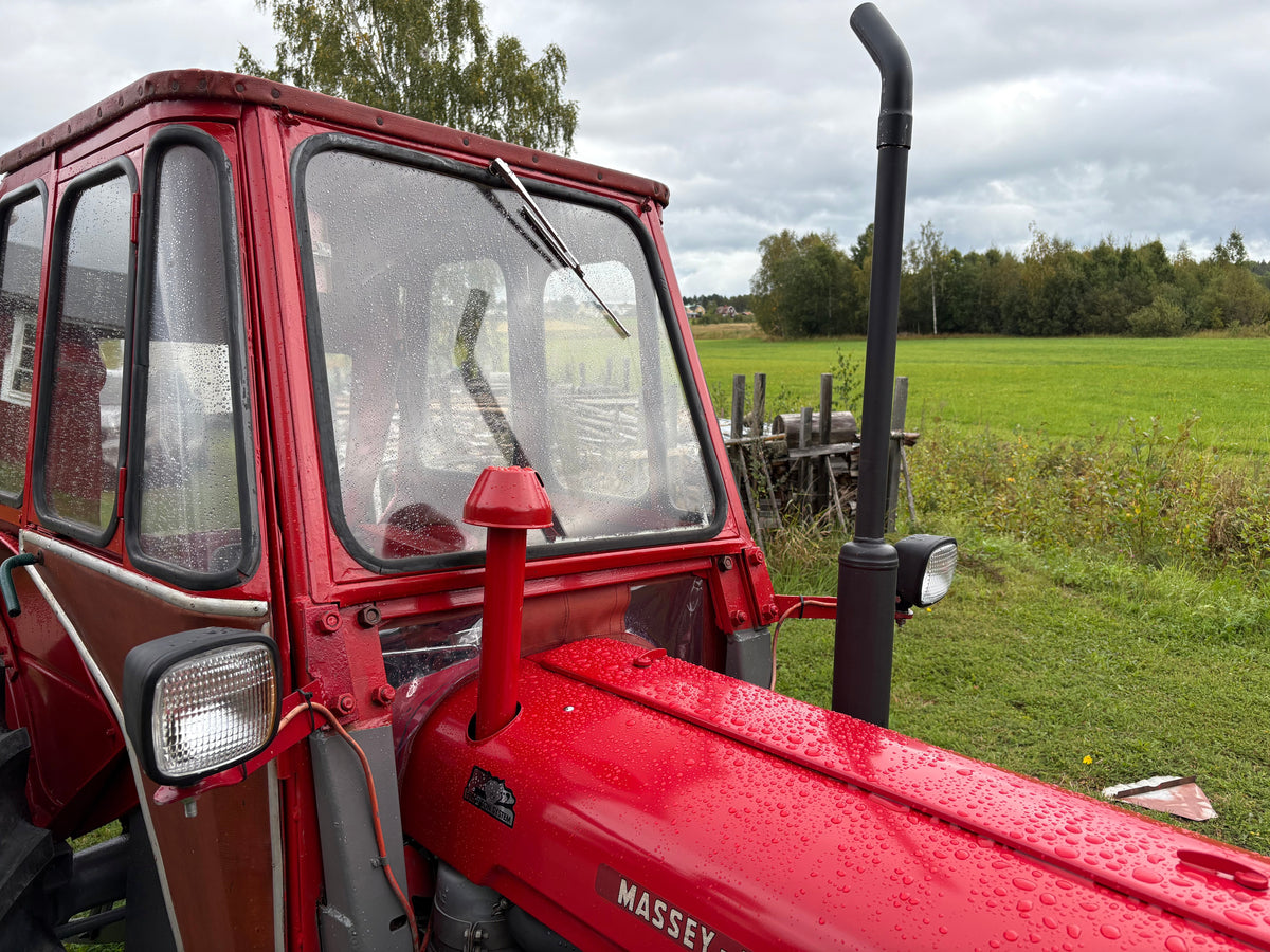 Nyrenoverad Massey Ferguson 35-X
