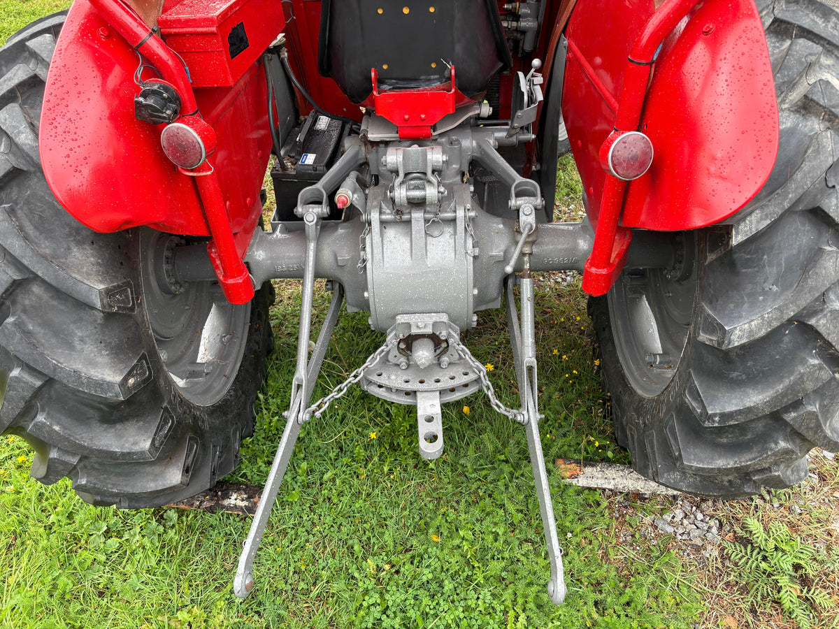 Nyrenoverad Massey Ferguson 35-X