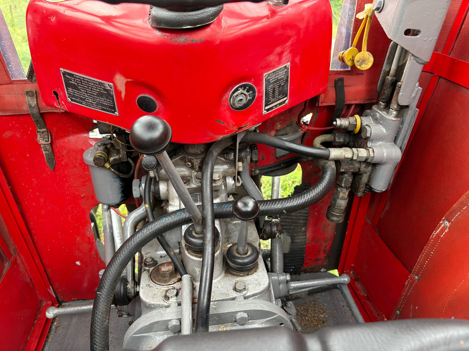 Nyrenoverad Massey Ferguson 35-X