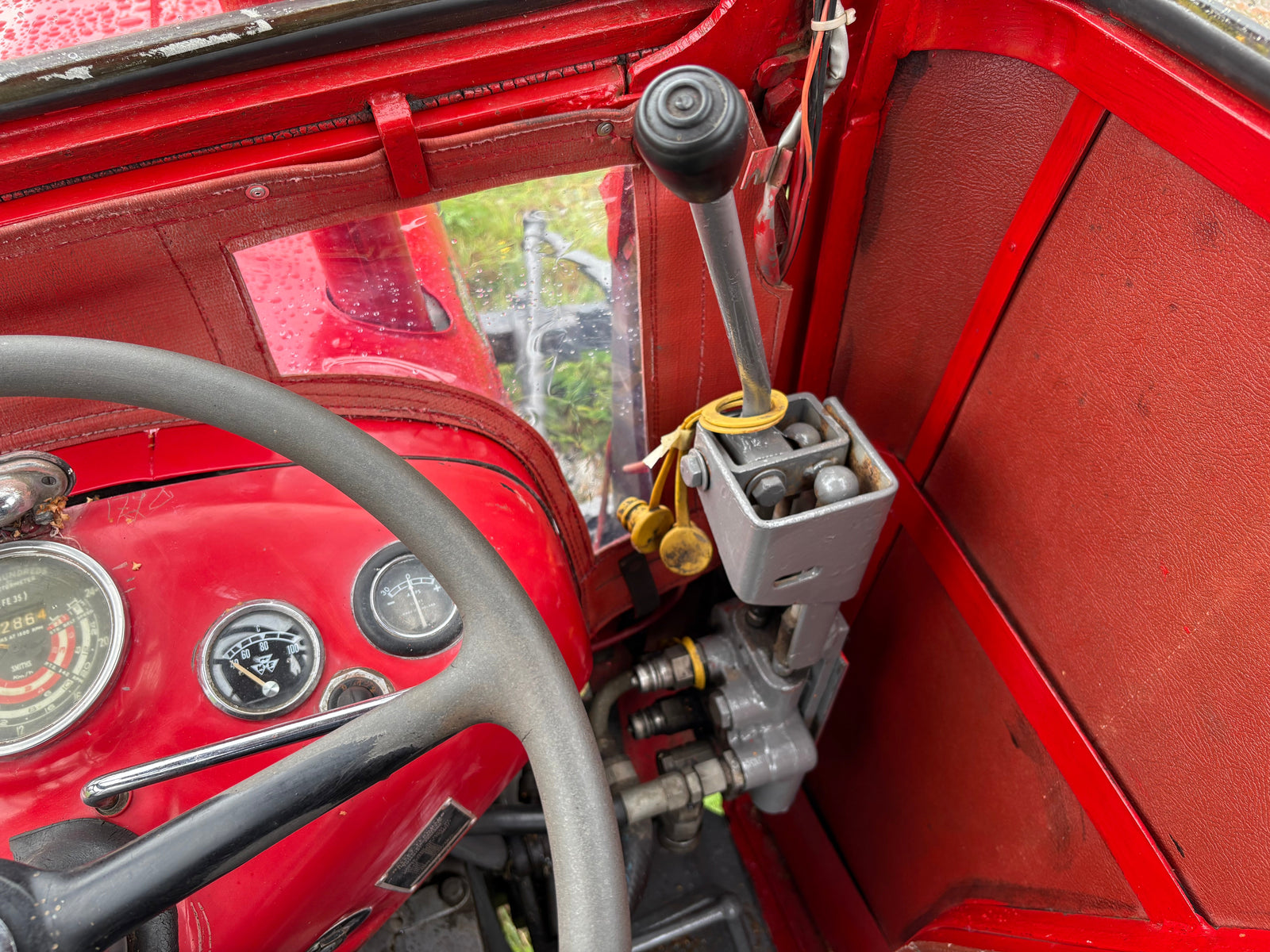 Nyrenoverad Massey Ferguson 35-X