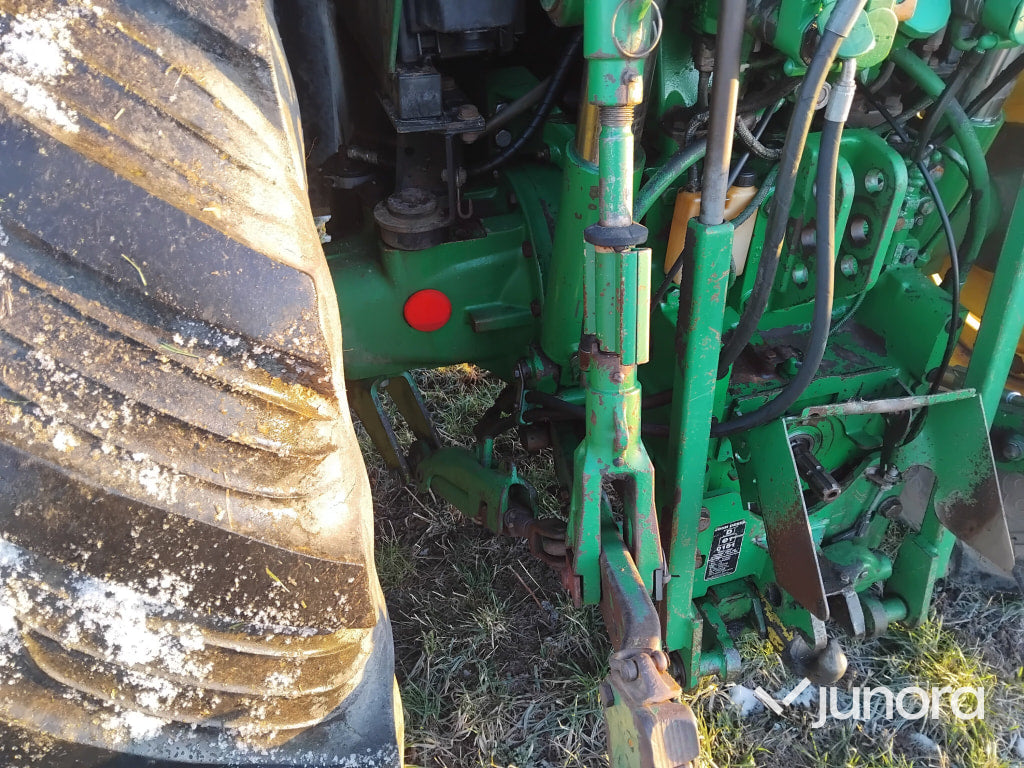 Traktor - John Deere, 6910