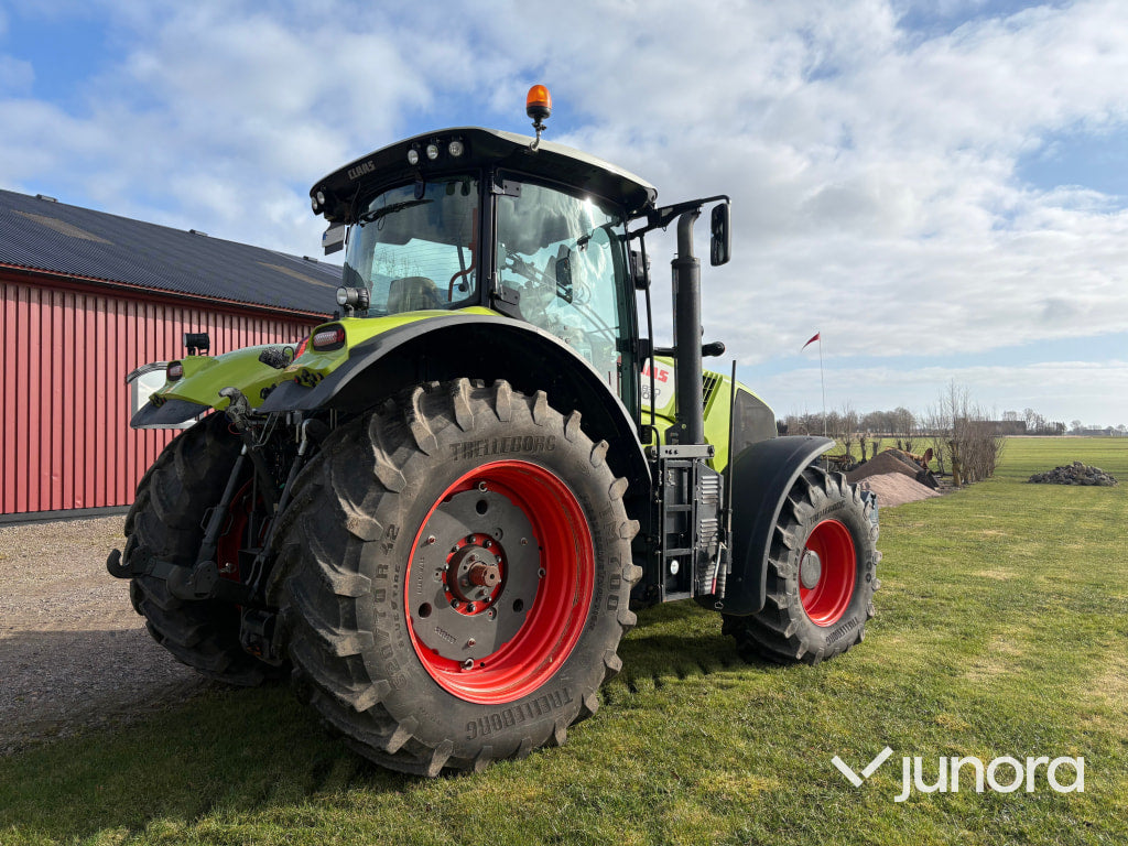 Traktor - Claas, Axion 830