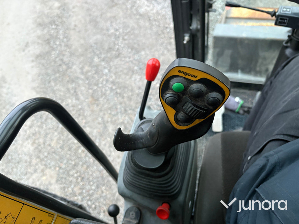 Grävmaskin – Liebherr A 914 Compact Litronic