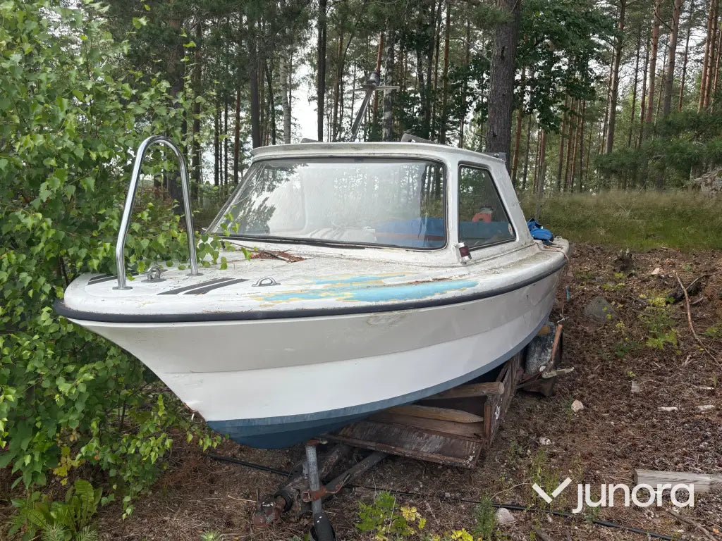 Motorbåt Defekt