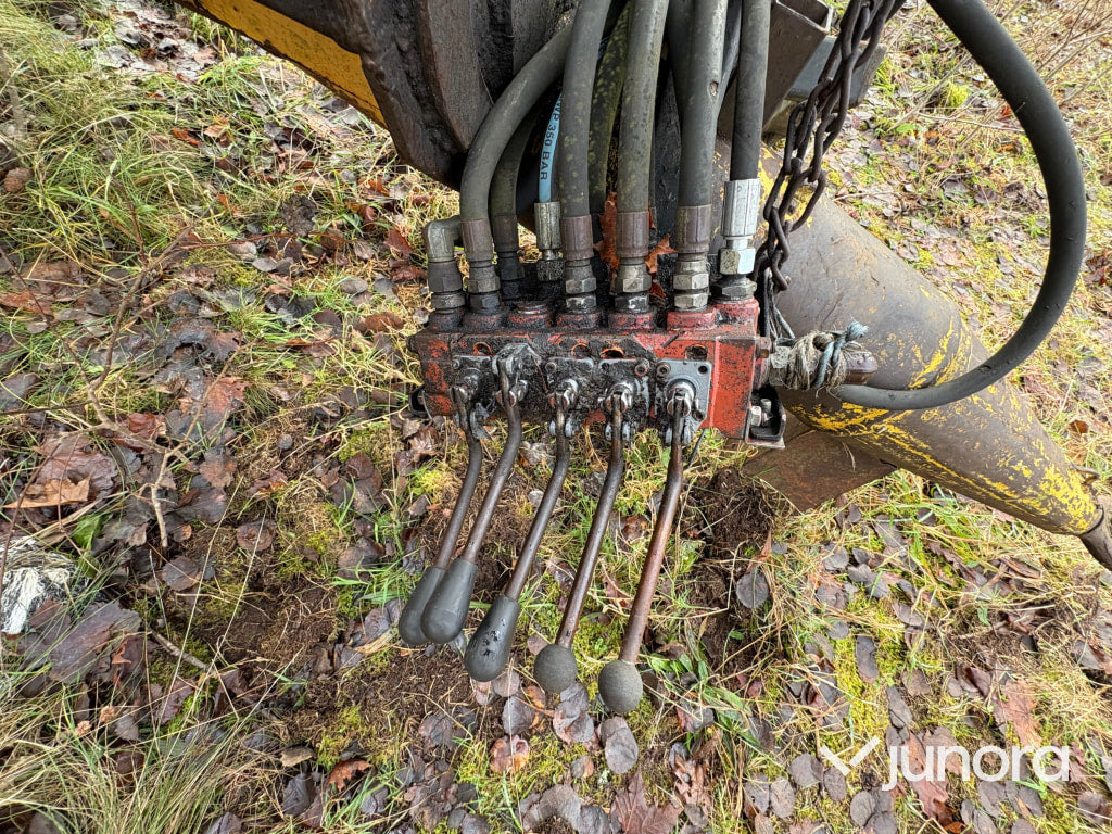 Skogsvagn med kran - Moheda FMV 2200, enkelteleskopisk