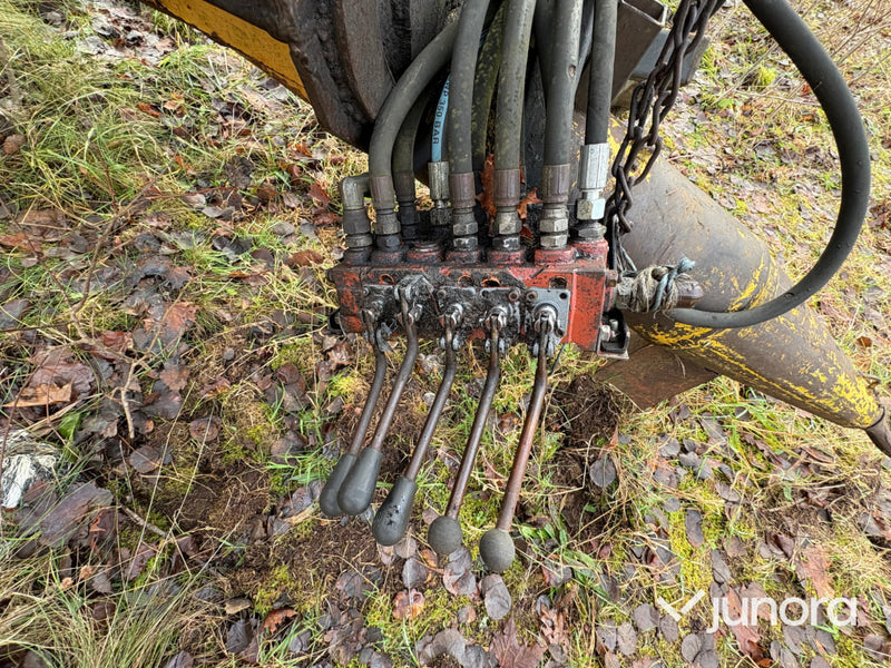 Skogsvagn med kran - Moheda FMV 2200, enkelteleskopisk