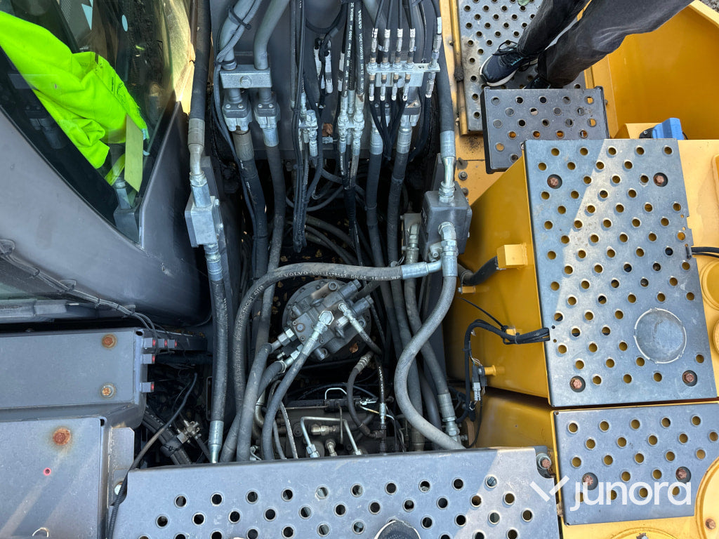 Grävmaskin - Volvo, EC 220 EL