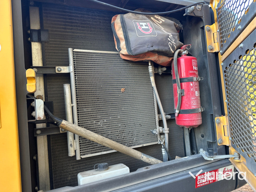 Grävmaskin - Volvo, EC 220 EL
