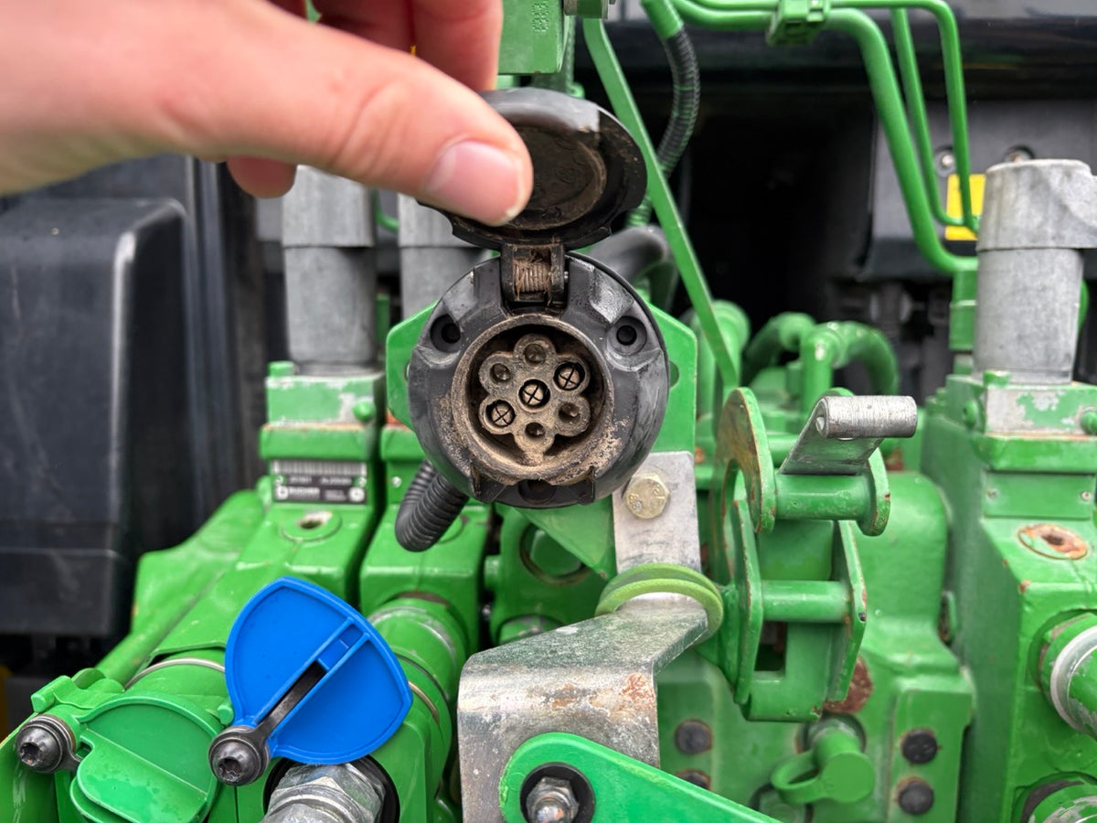 Traktor - John Deere 6130M med lastare & frontlyft