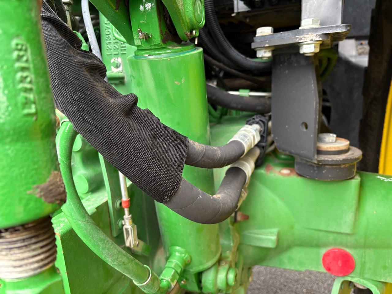 Traktor - John Deere 6130M med lastare & frontlyft