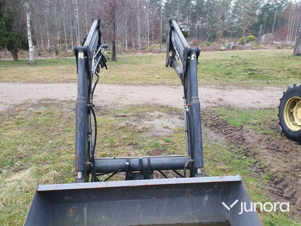 Traktor - John Deere 5820