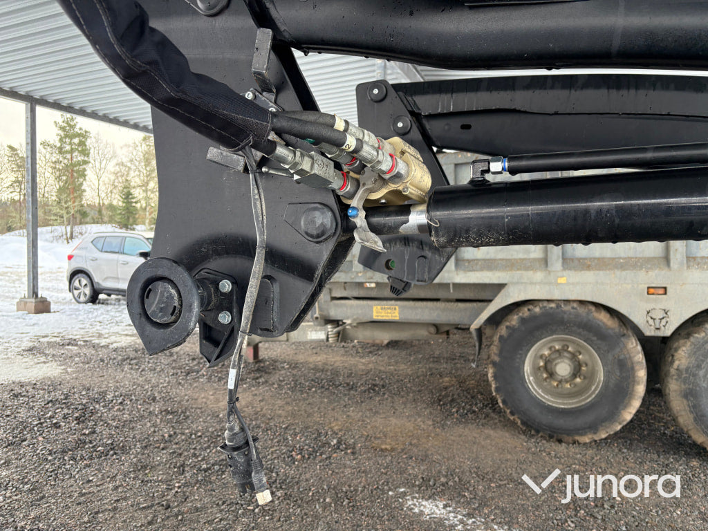 Traktor – Valtra N175 Direct, med twintrac & lastare