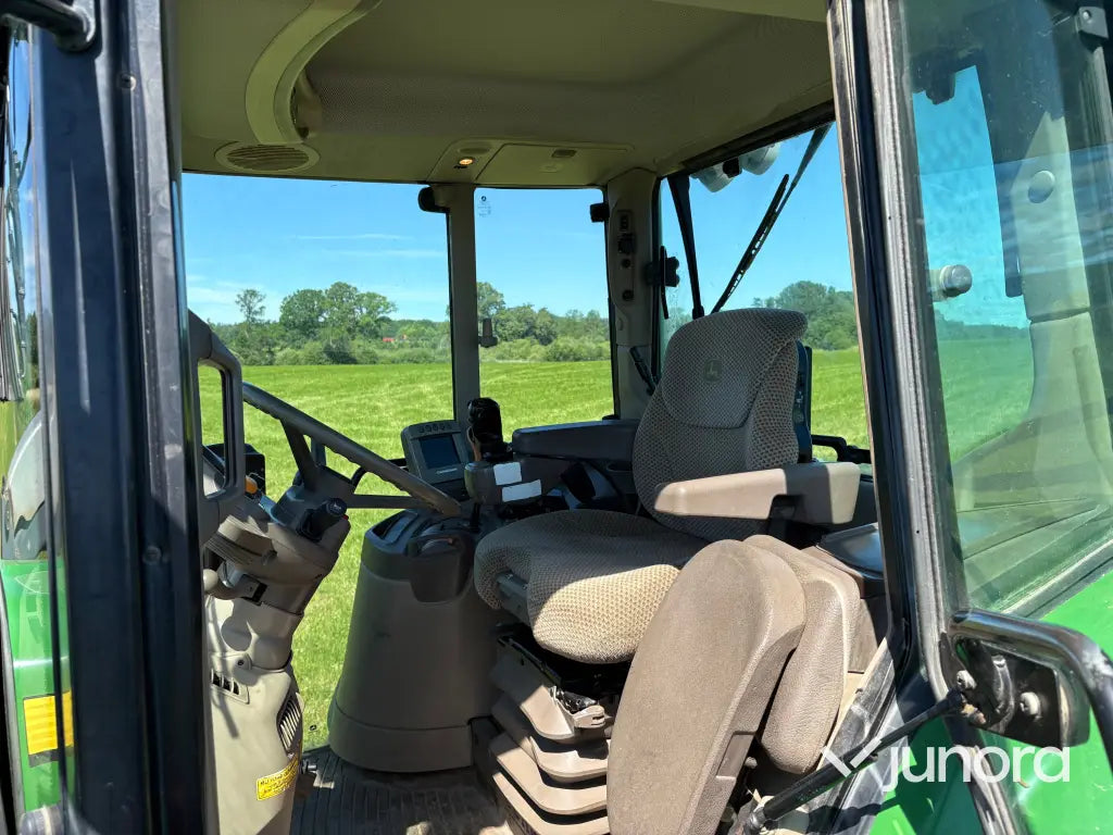Traktor med frontlastare - John Deere 7530, Quicke Q75