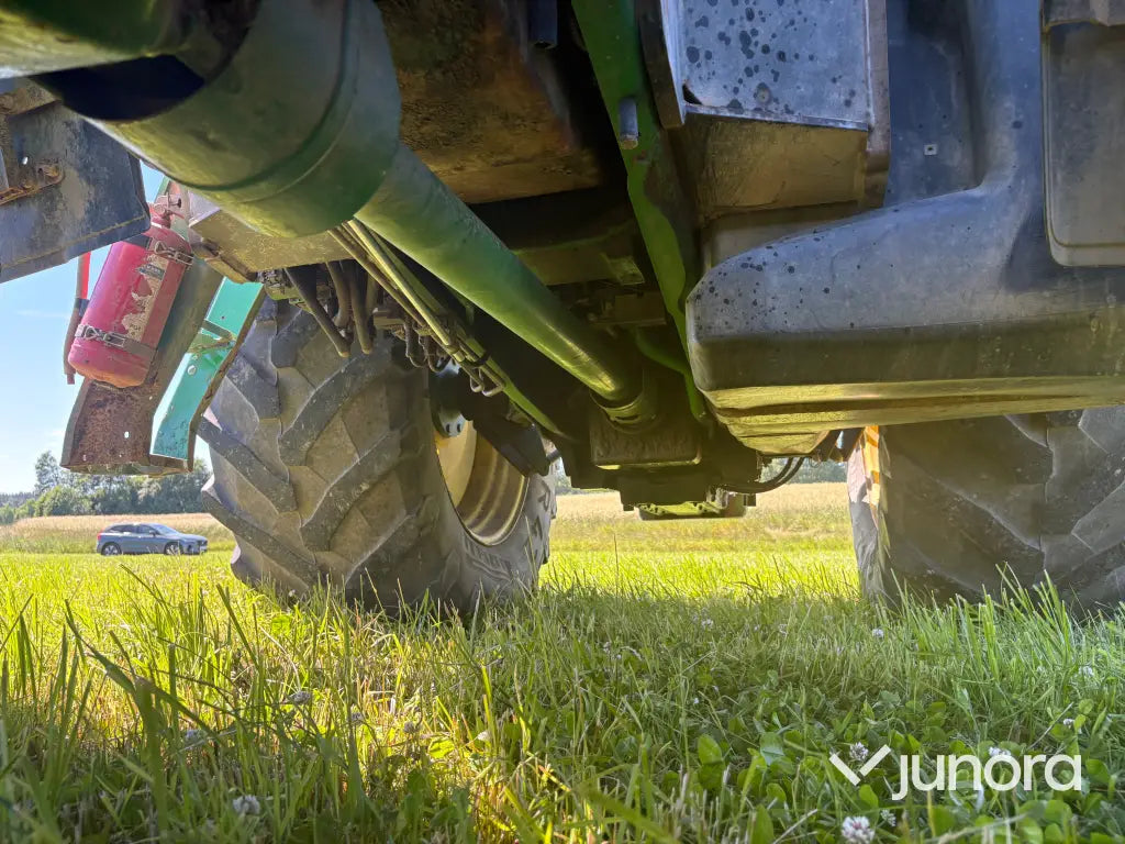 Traktor med frontlastare - John Deere 7530, Quicke Q75