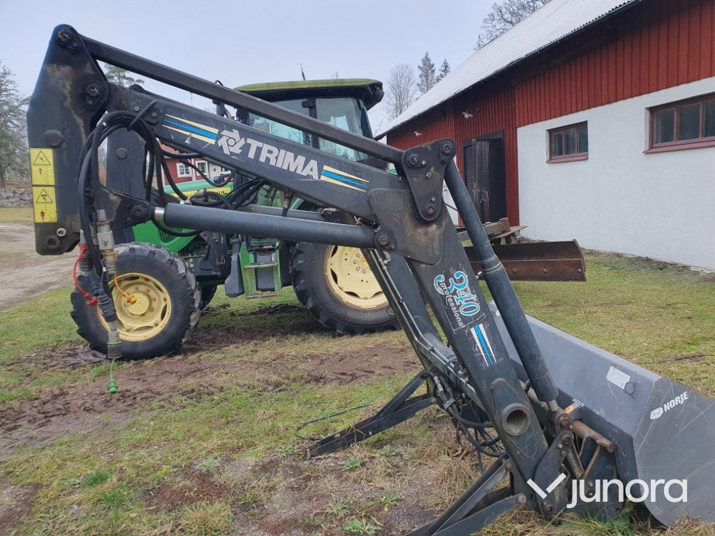 Traktor - John Deere 5820