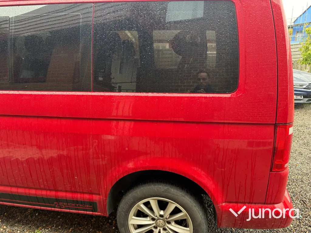 Arbetsbil Volkswagen Caravelle T6 2.0 TDI