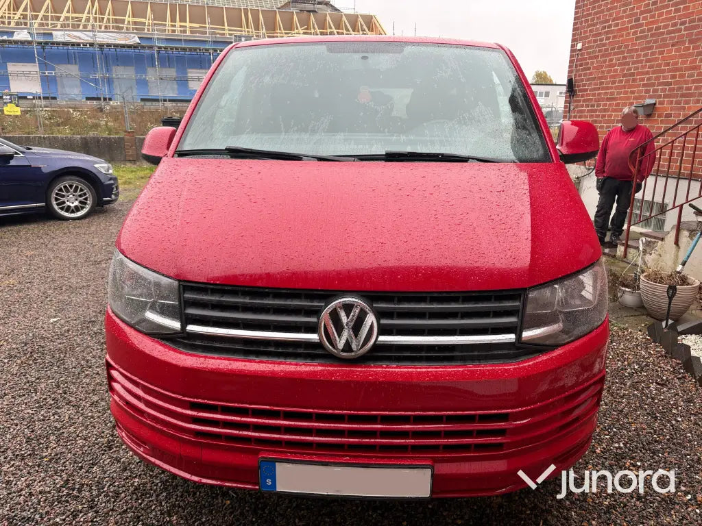 Arbetsbil Volkswagen Caravelle T6 2.0 TDI