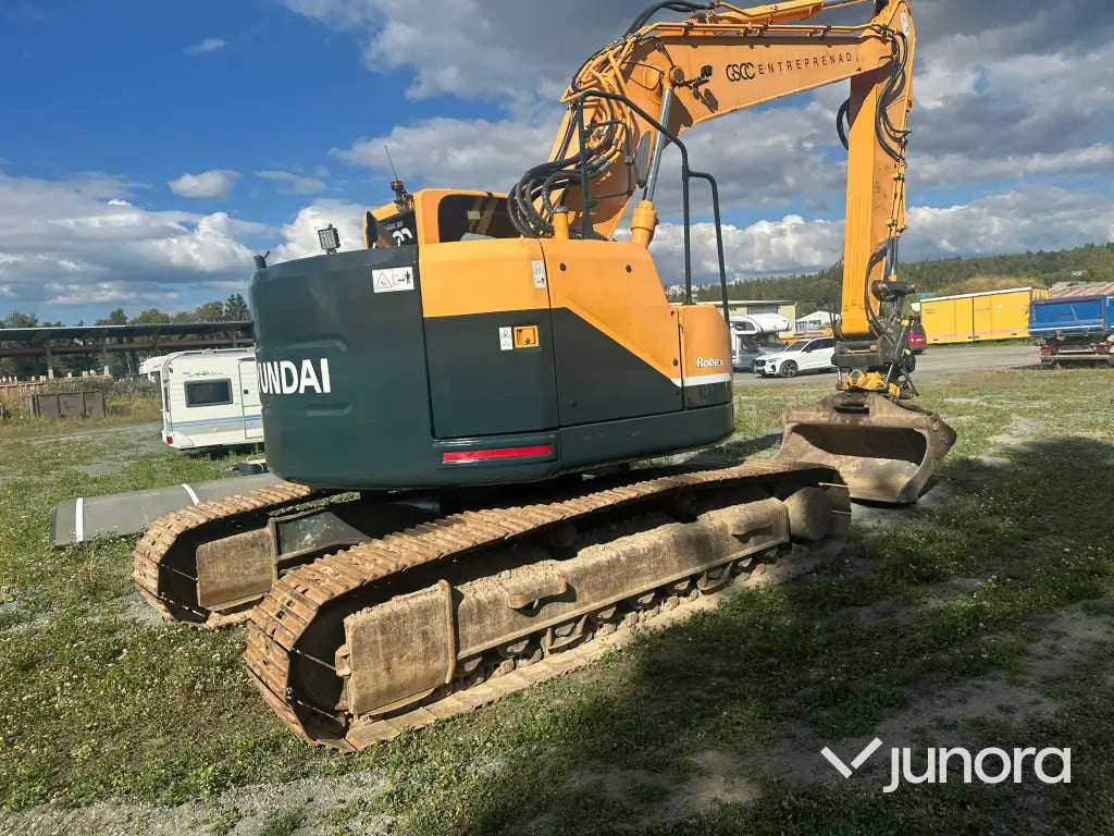 Grävmaskin Hyundai Robex 235 LCR