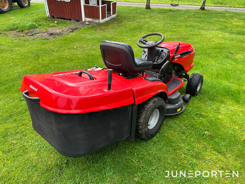 Åkgräsklippare Jonsered LT2217CMA