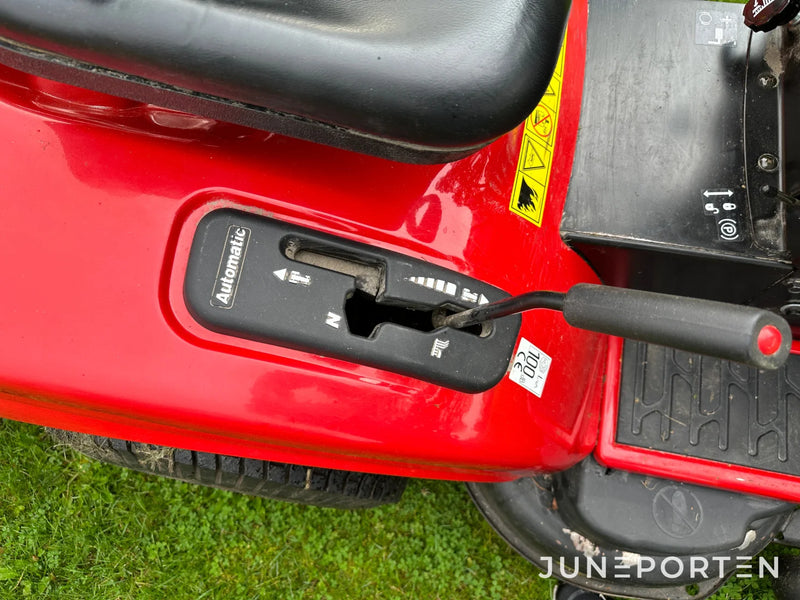 Åkgräsklippare Jonsered LT2217CMA