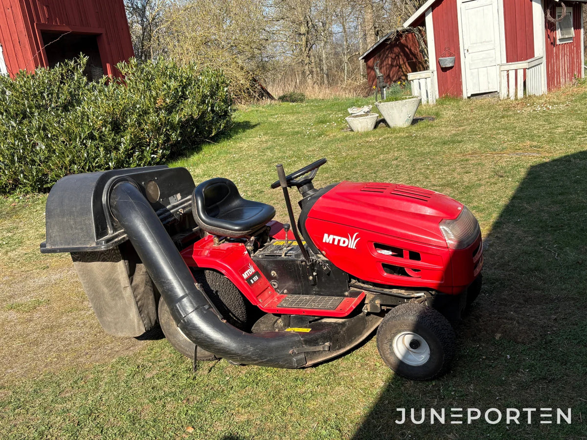 Åkgräsklippare MTD B155