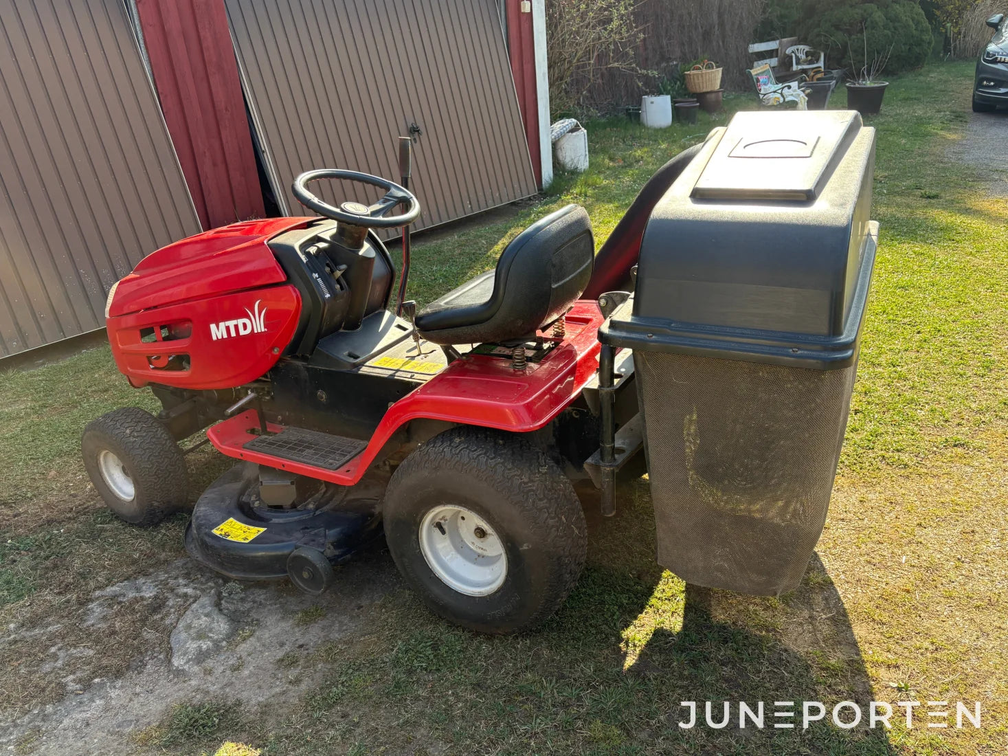 Åkgräsklippare MTD B155