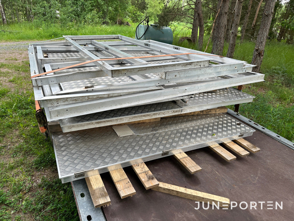 Aluminiumdörrar (Enkel och dubbel)